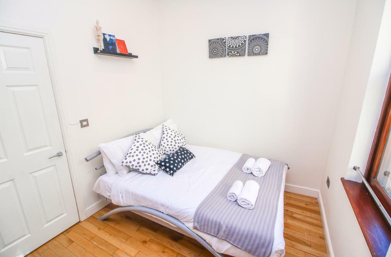 Studio Flat Near Liverpool St & Shoreditch London. Екстер'єр фото